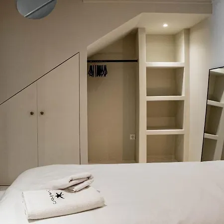 Fully Renovated Modern 2 Bedroom In Aloha Pueblo * Marbella