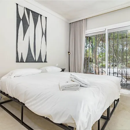 Apartment Fully Renovated Modern 2 Bedroom In Aloha Pueblo *