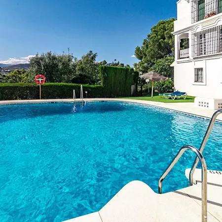 Apartamento Fully Renovated Modern 2 Bedroom In Aloha Pueblo